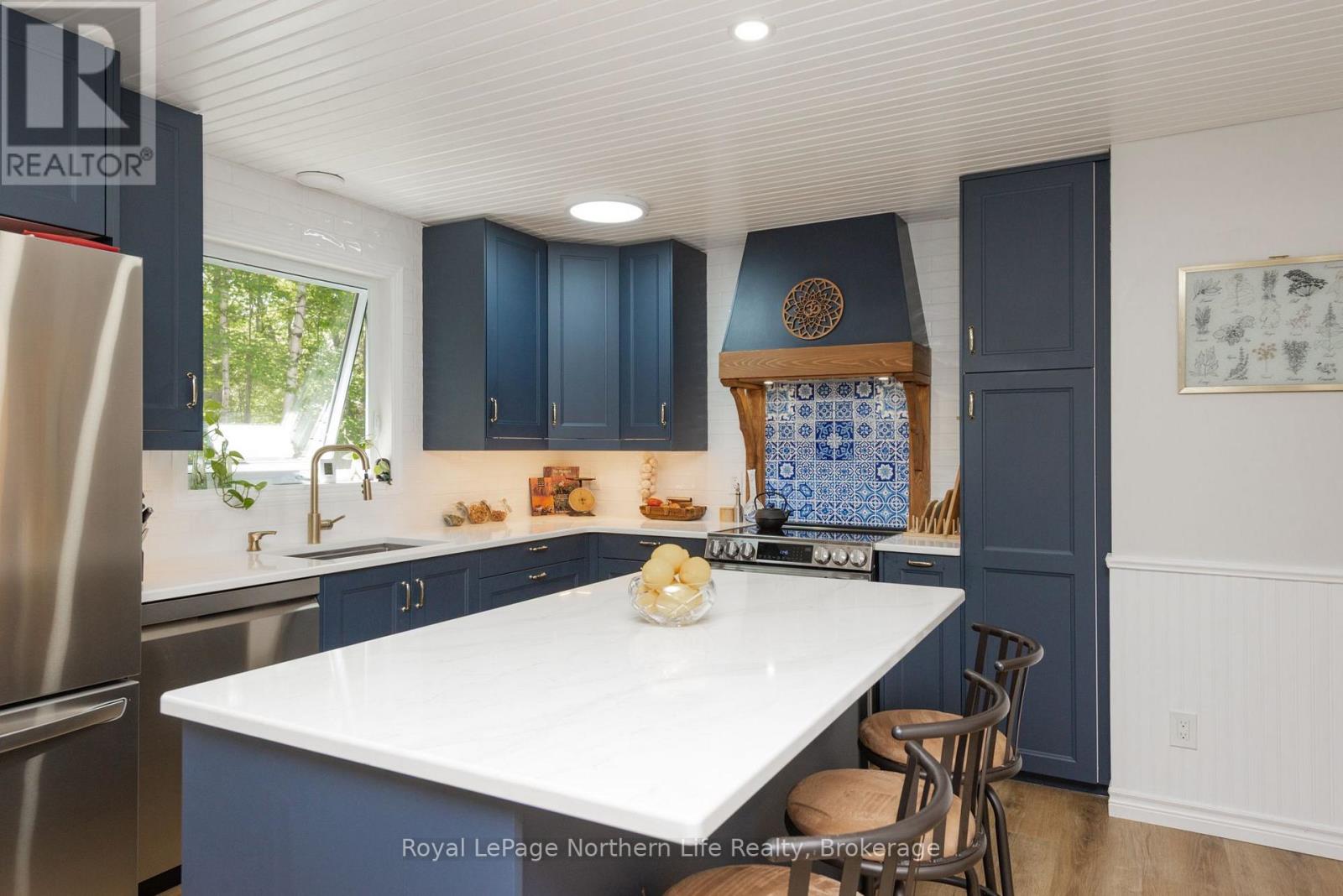 106 LAKEVIEW COURT - Image 10