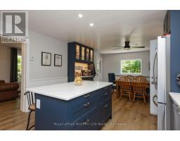 Kitchen - 106 Lakeview Court, Bonfield, ON P0H1E0 Photo 14