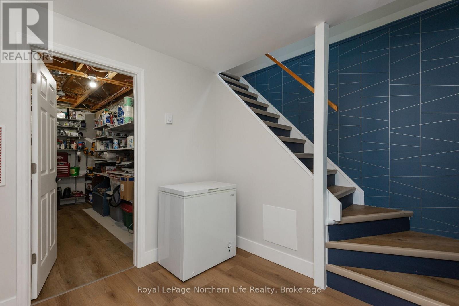 106 LAKEVIEW COURT - Image 33