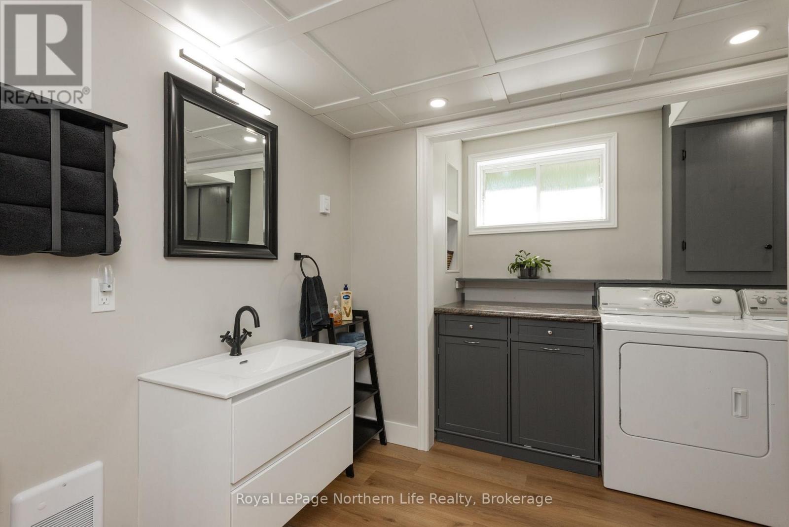 106 LAKEVIEW COURT - Image 43