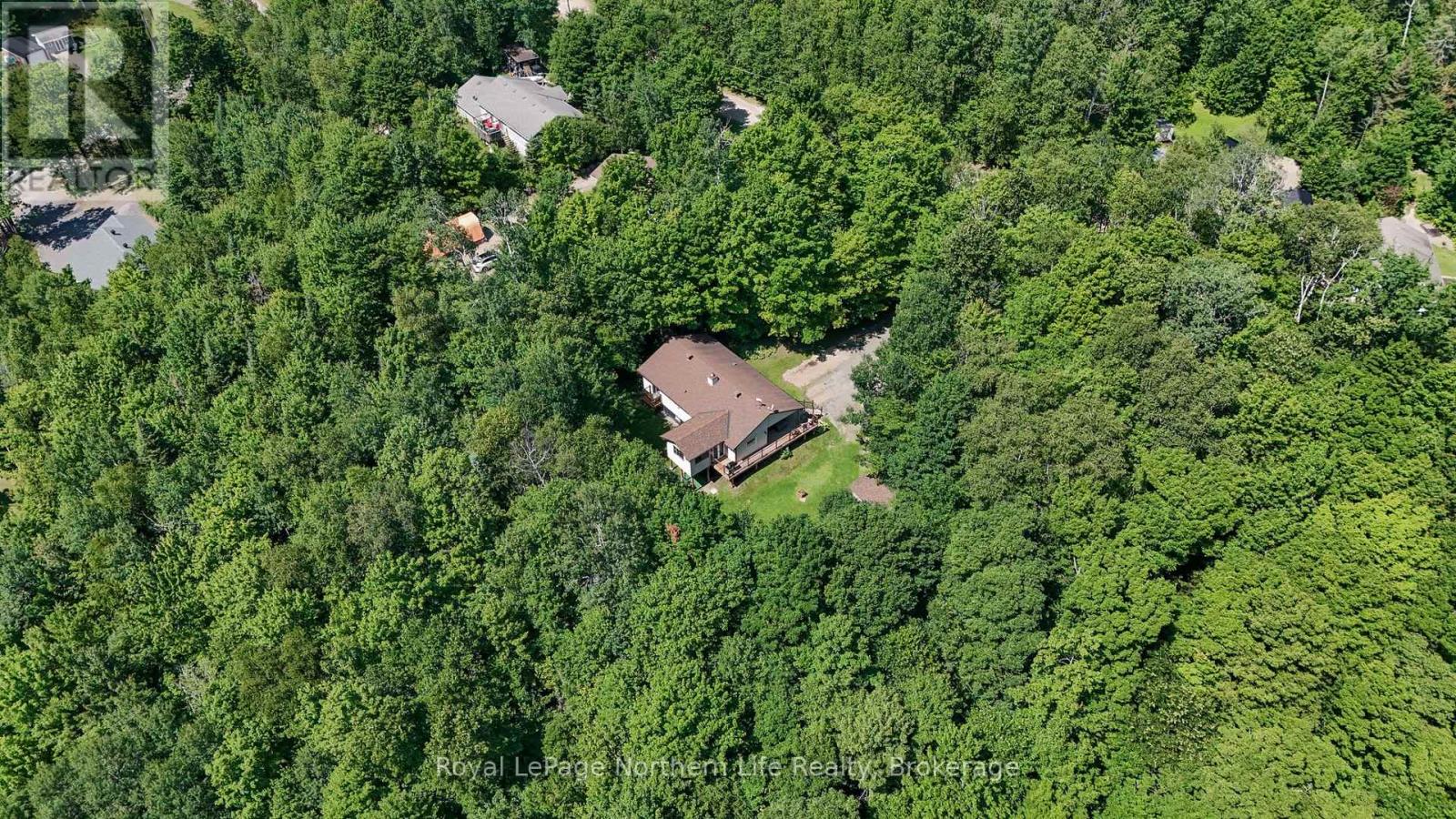 106 LAKEVIEW COURT - Image 47