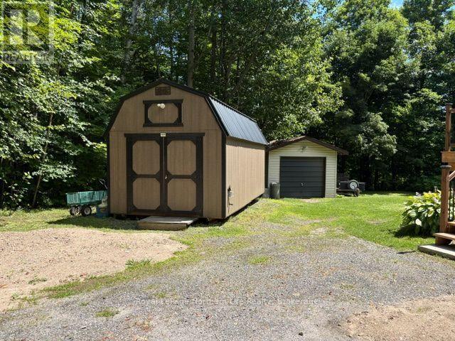 106 LAKEVIEW COURT - 50