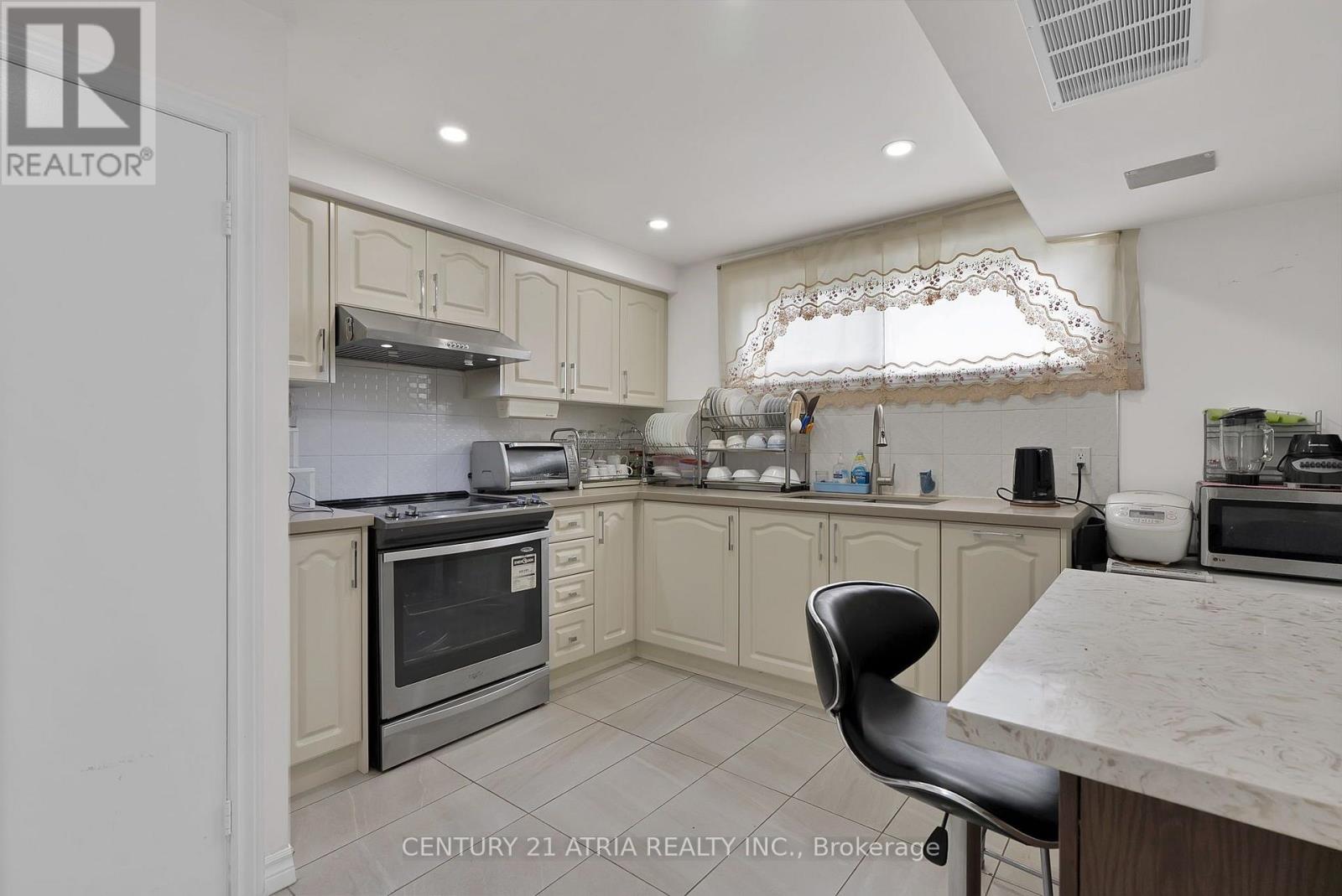 56 TOBERMORY DRIVE - Image 22