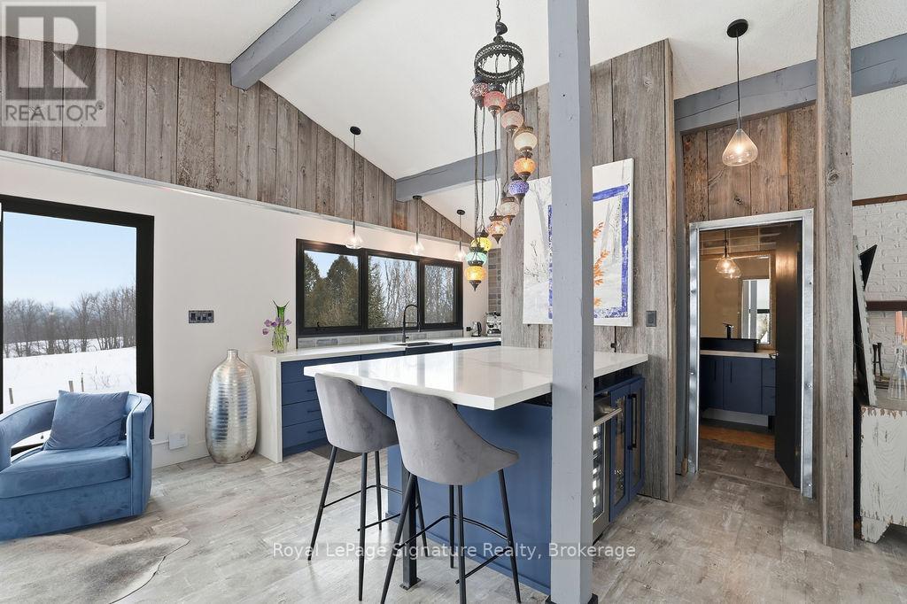 194552 13 GREY ROAD - 23