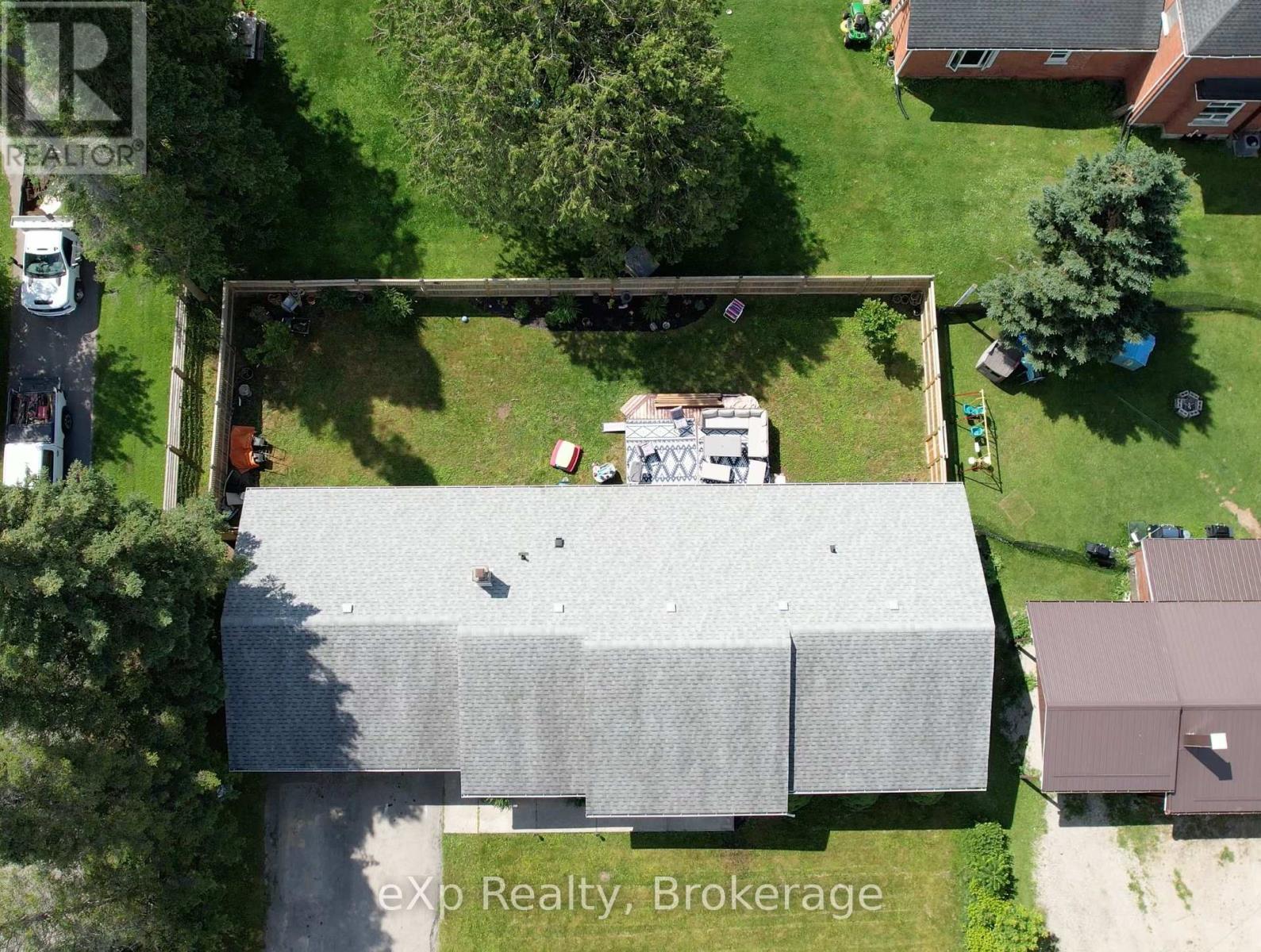23 12TH STREET S - 25