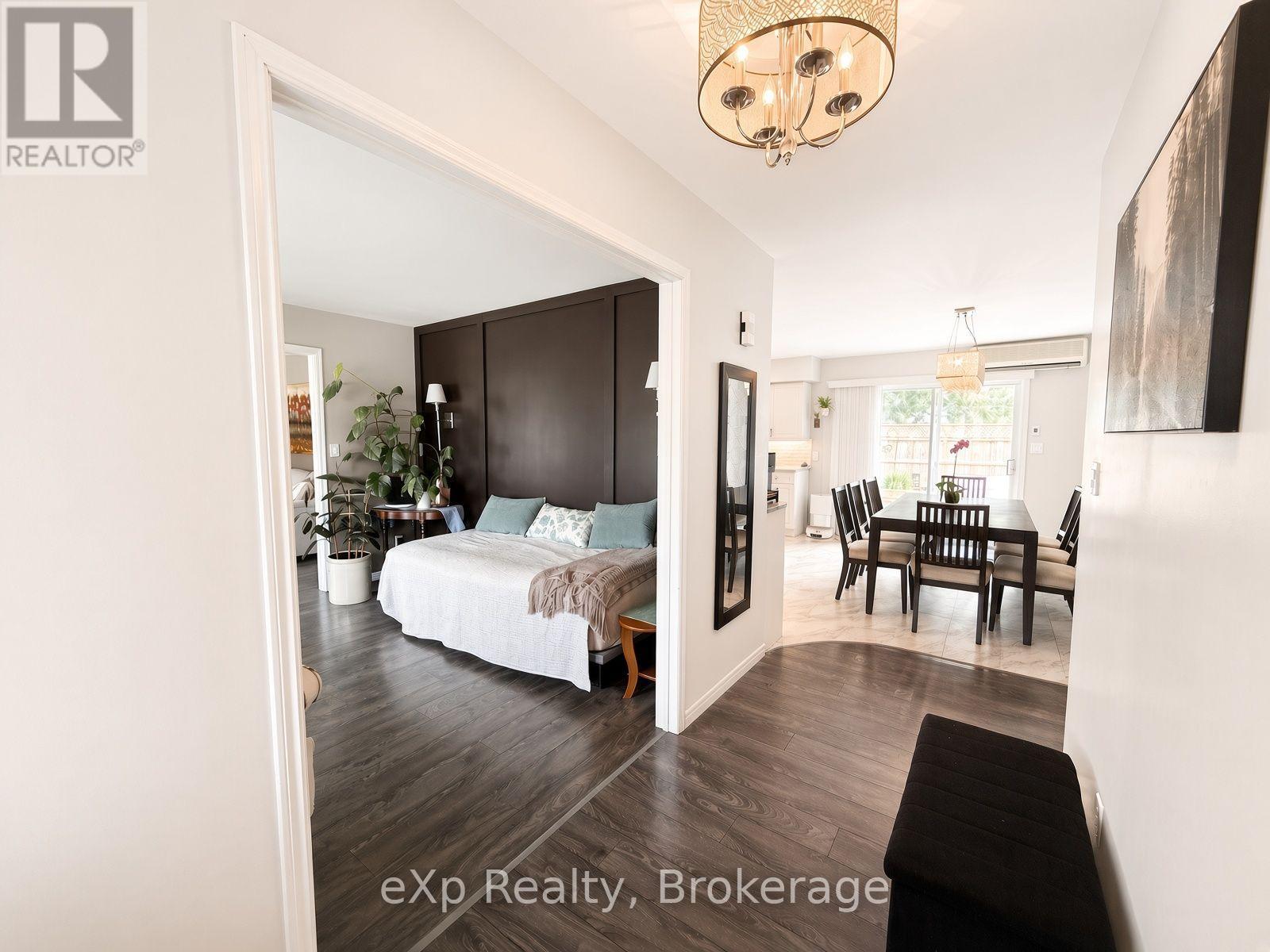 23 12TH STREET S - 3