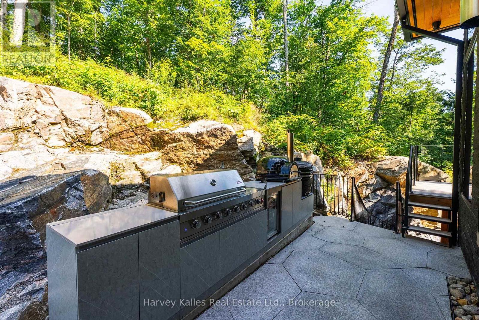#2 1013 HALLS ROAD - Image 25