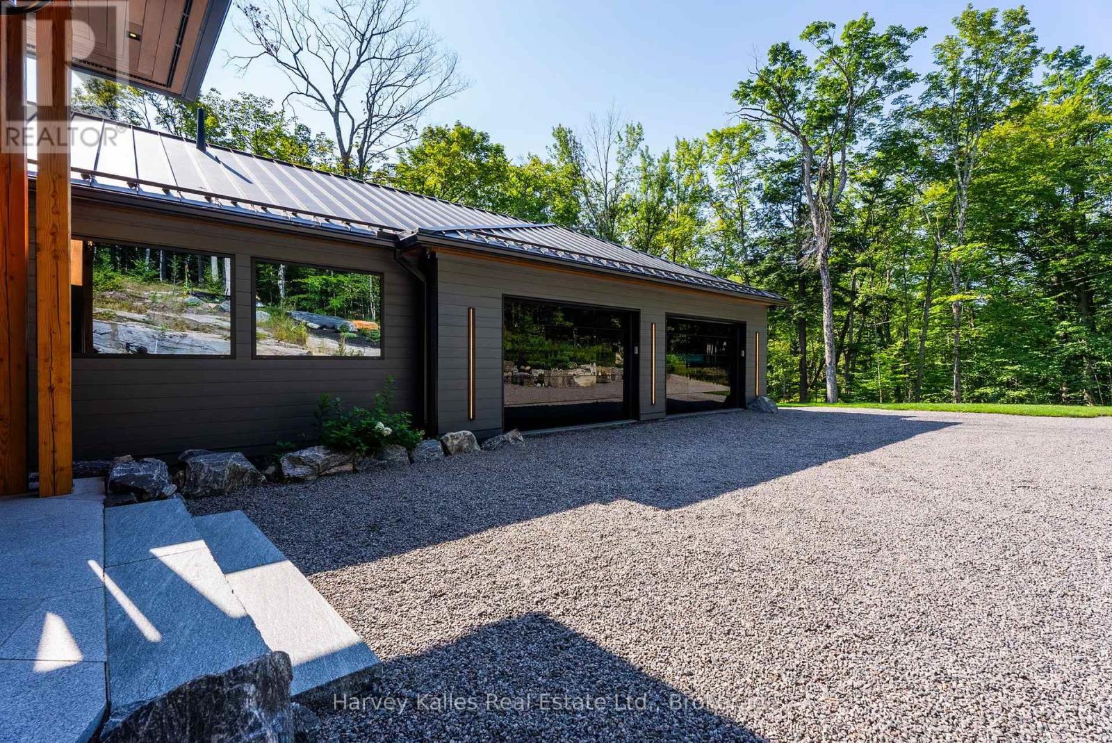 #2 1013 HALLS ROAD - Image 26