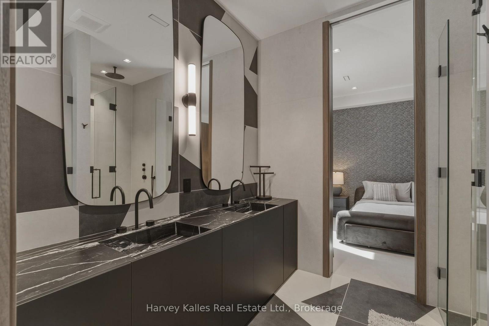 #2 1013 HALLS ROAD - Image 38