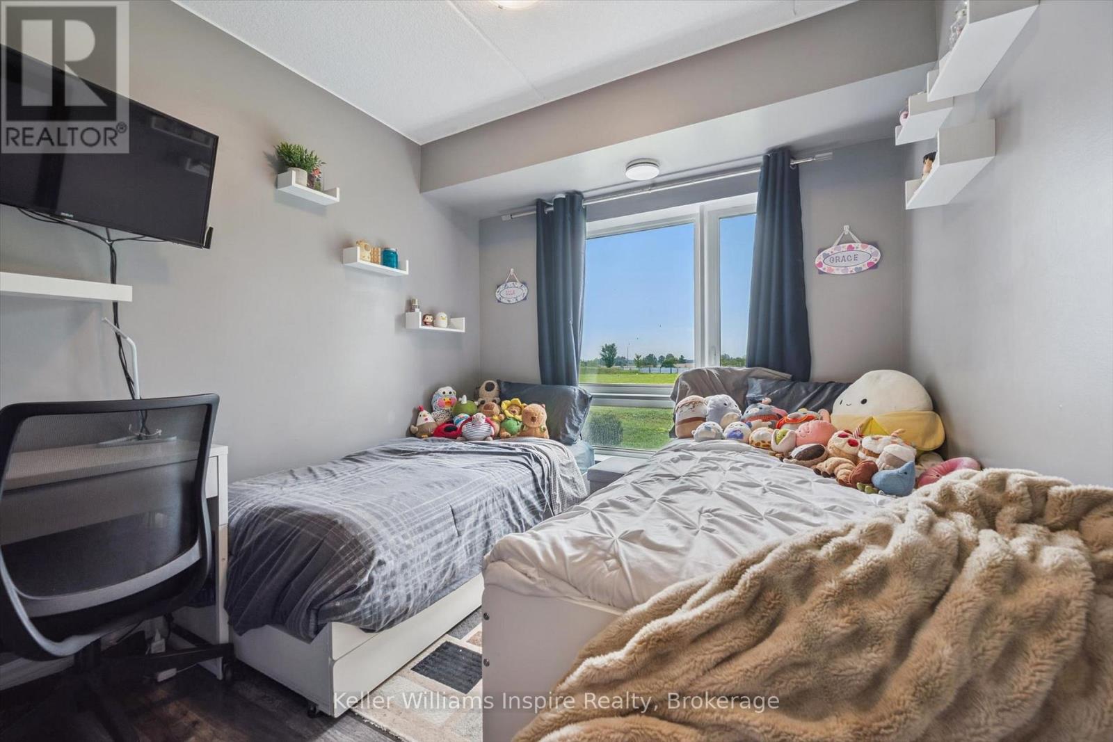 #107 103 WESTMINSTER CRESCENT - 25