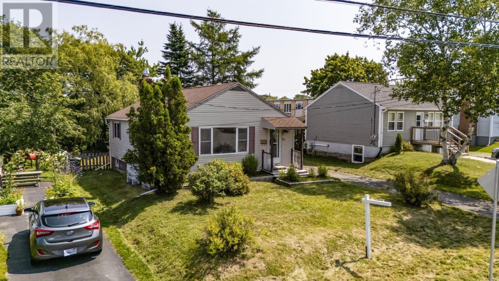 Property 49 of 49 of 60 Thornhill Drive