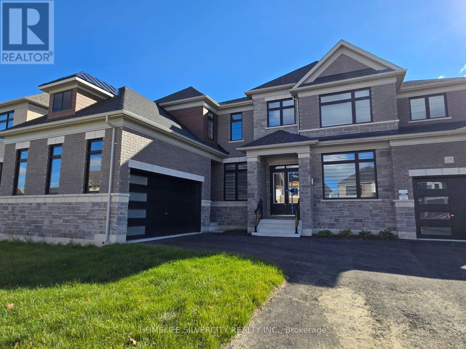 23 MARIGOLD BOULEVARD E