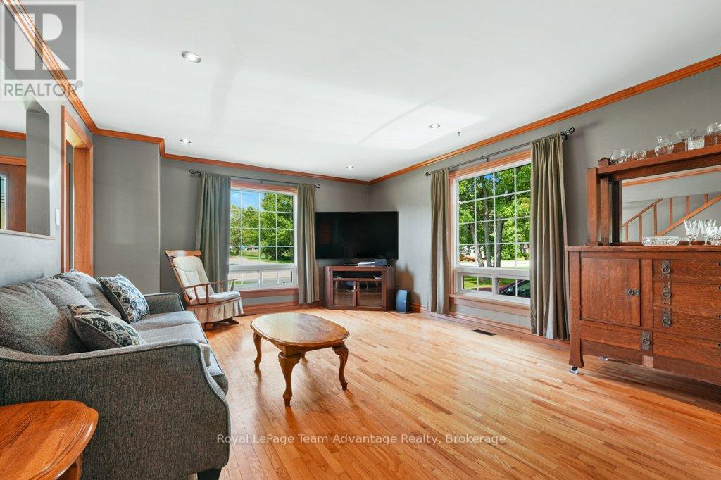 1 GLENROCK ROAD - Image 9