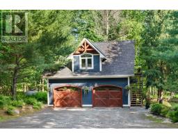 Media - 743 Skyhills Road, Huntsville, ON P1H2N5 Photo 8