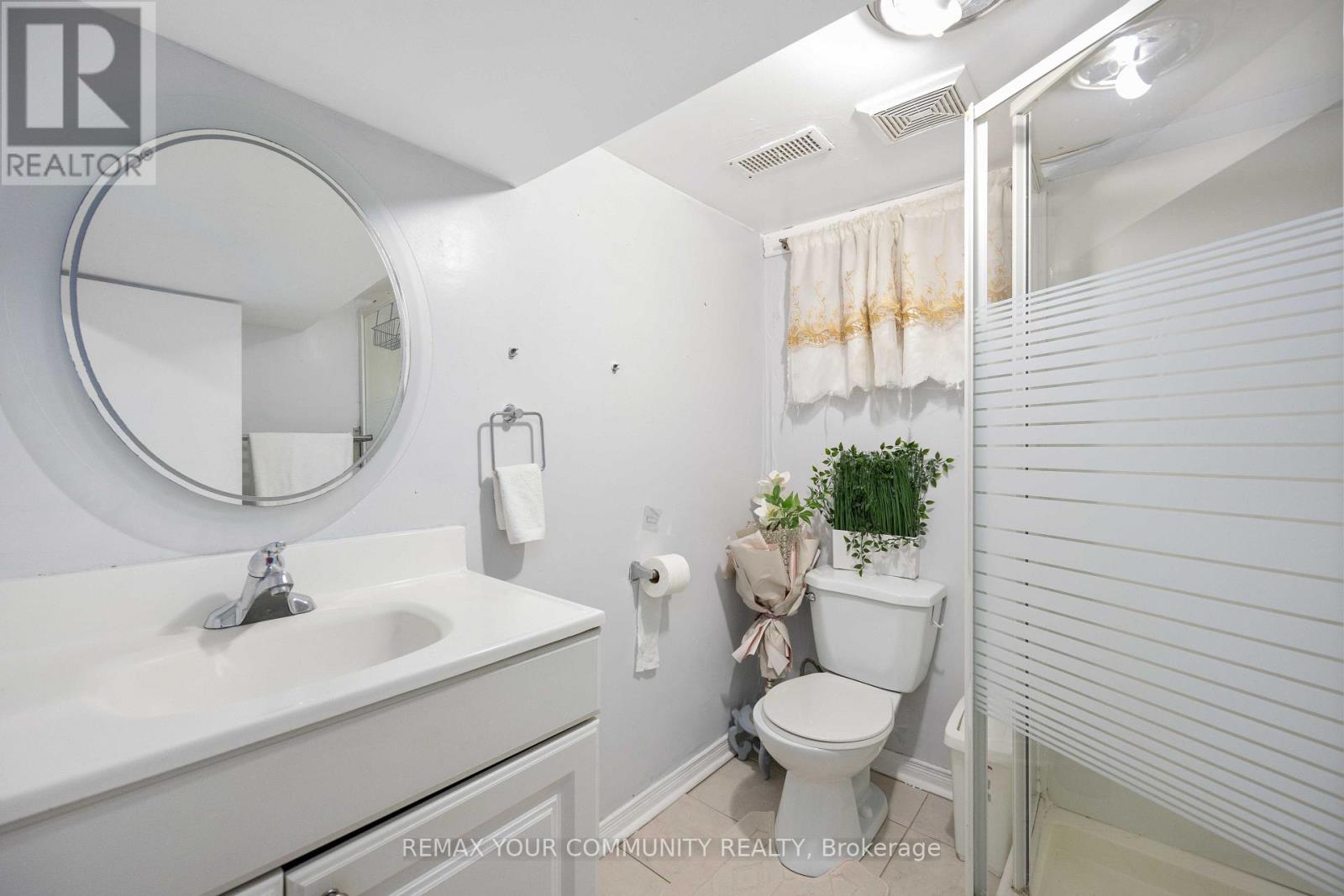 62 SECROFT CRESCENT - 25