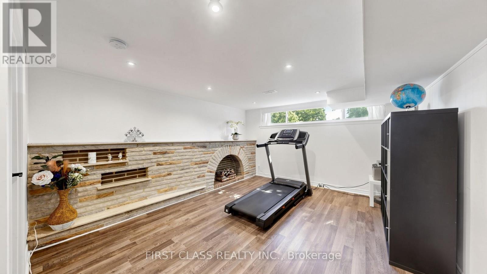 20 BRAMPTON ROAD - Image 34