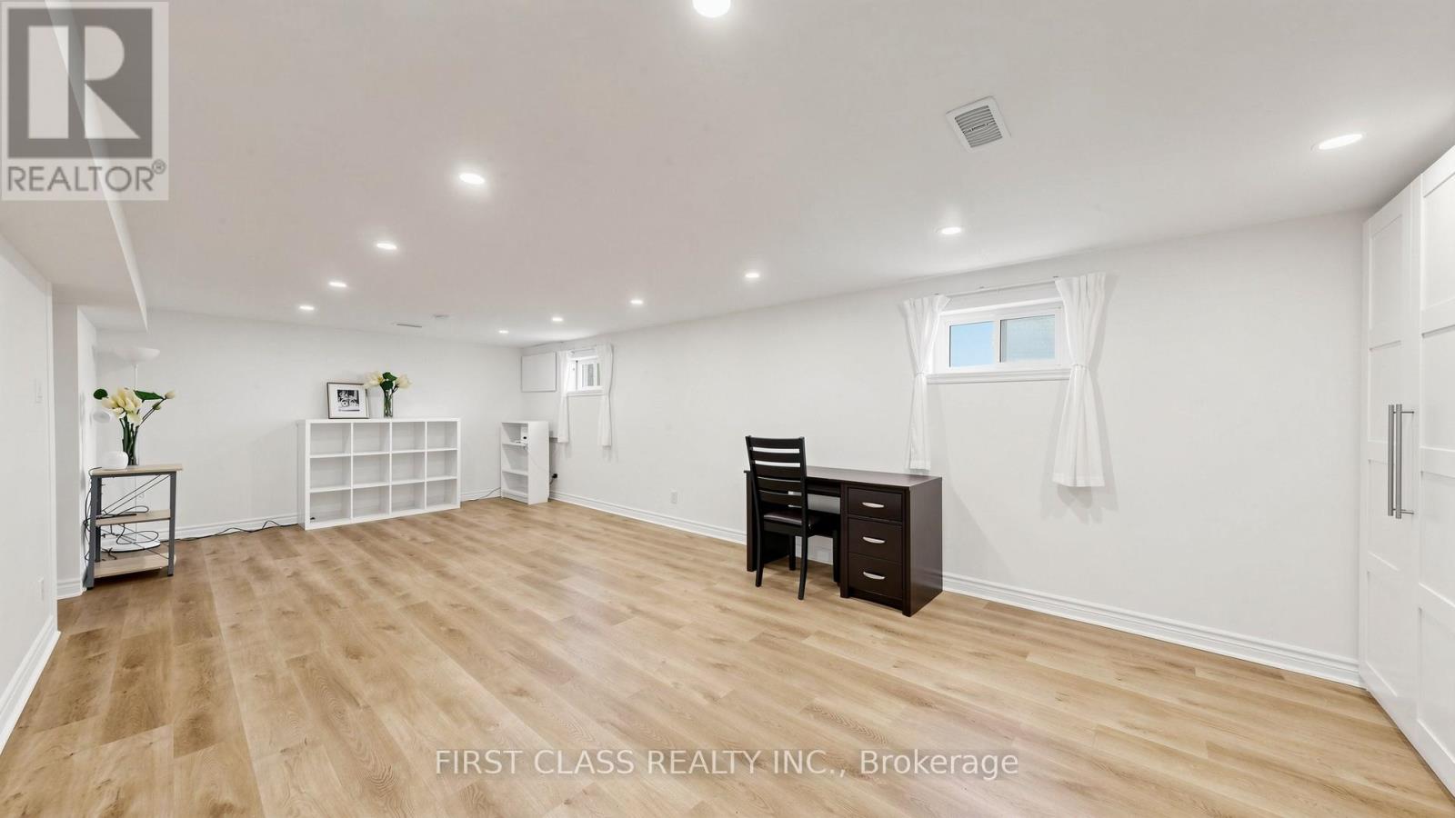 20 BRAMPTON ROAD - Image 40