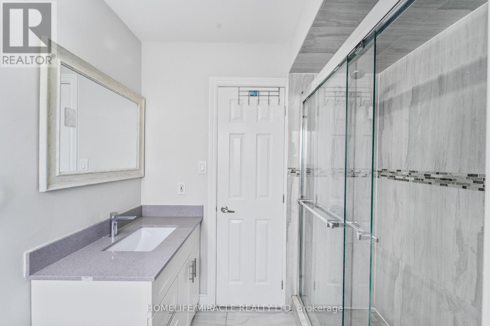 115 BRUCE BEER DRIVE - 34
