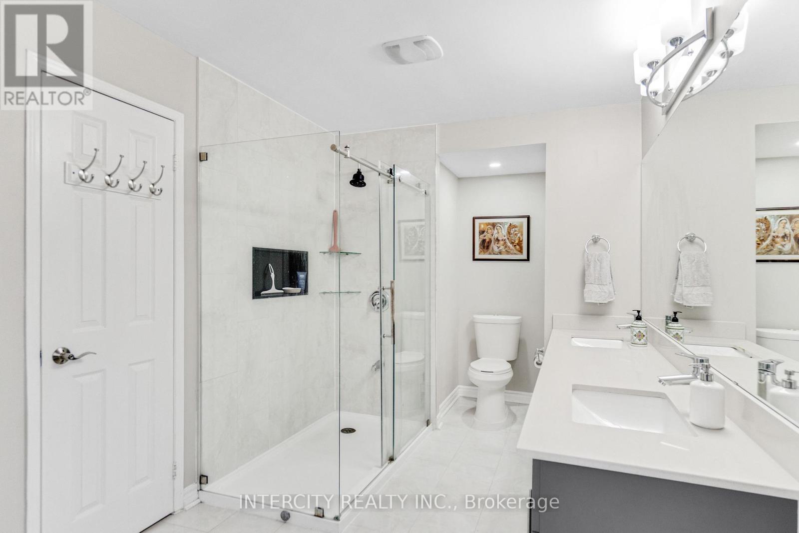 48 AVALANCHE CRESCENT - Image 27