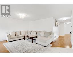 Primary Bedroom - 48 Avalanche Crescent, Brampton, ON L6P1M5 Photo 11