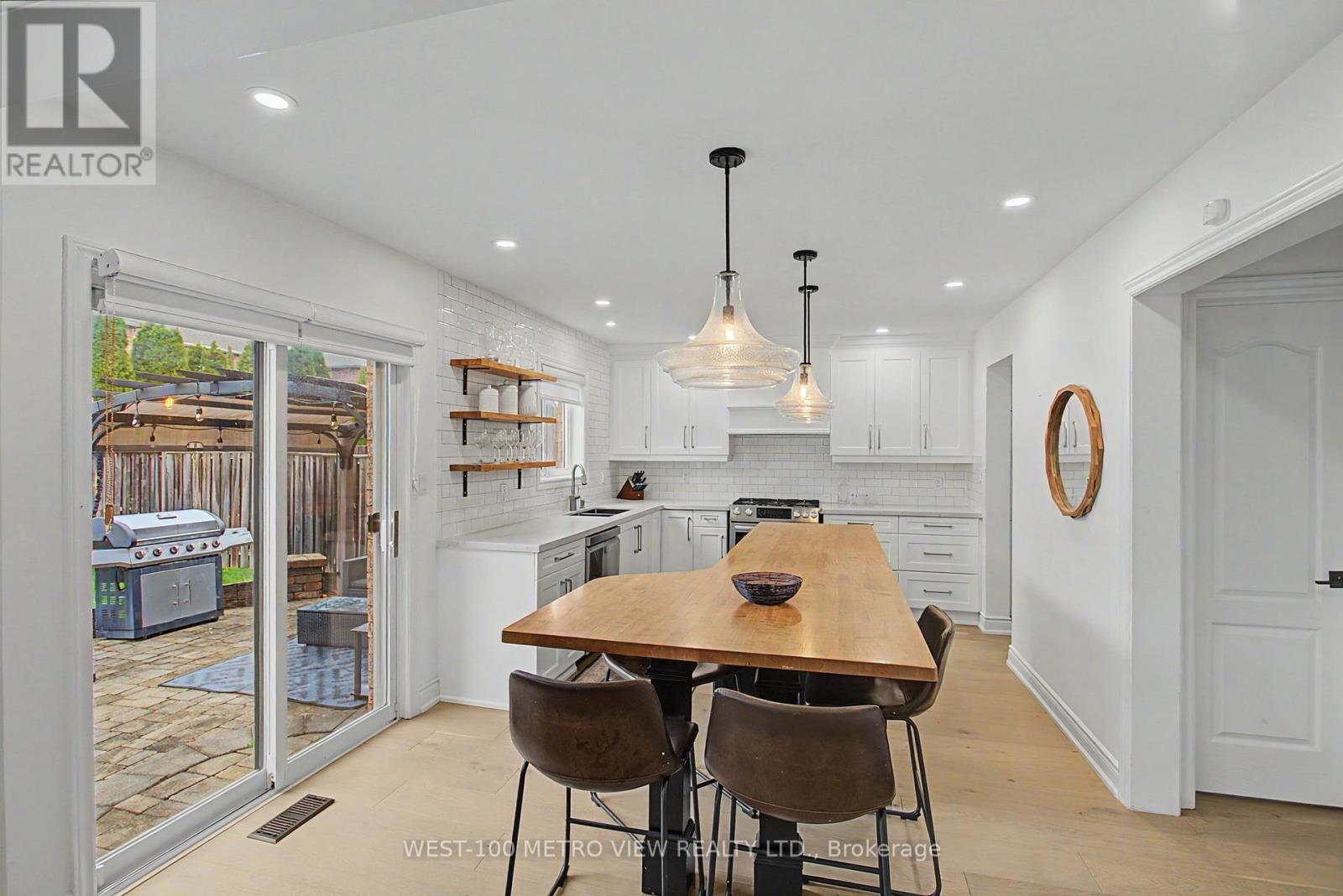 57 FORSYTH CRESCENT - 8