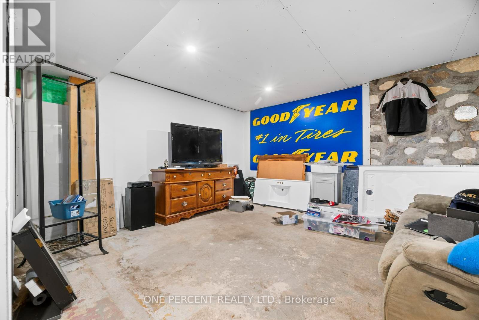 10 MAGNOLIA STREET - Image 23