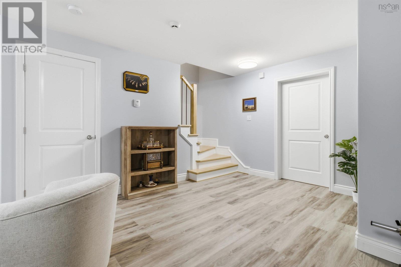 Property 30 of 50 of 30 Outrigger Crescent