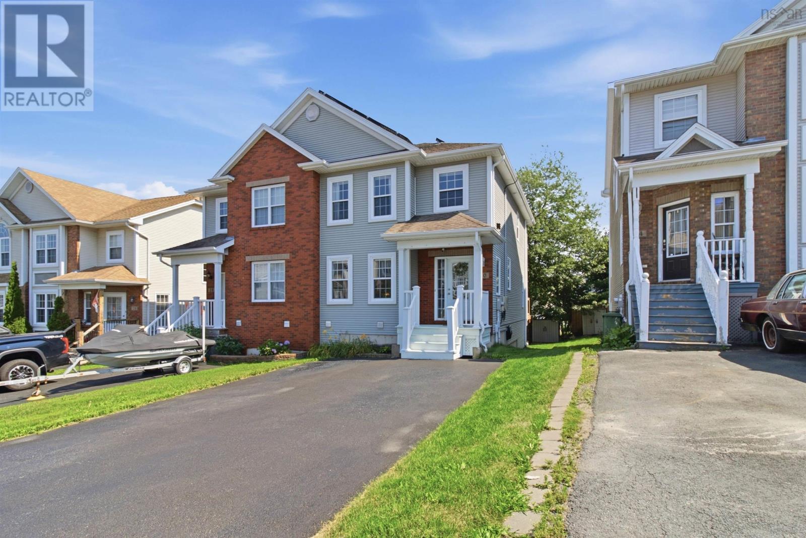 30 Outrigger Crescent