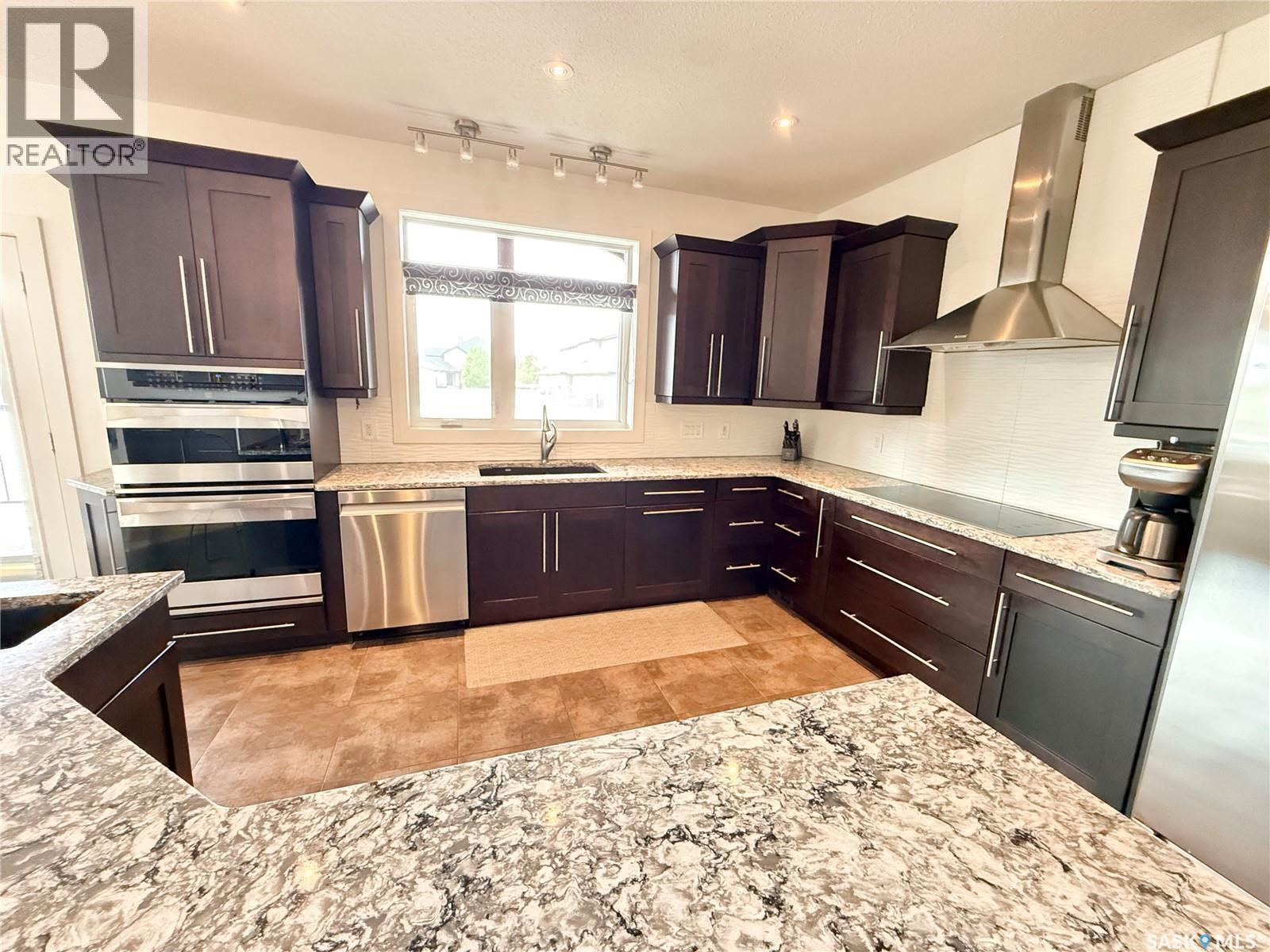 505 Brown CRESCENT - 16