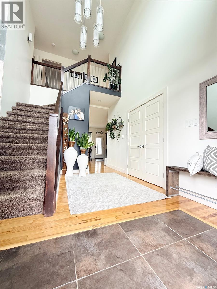 505 Brown CRESCENT - 3
