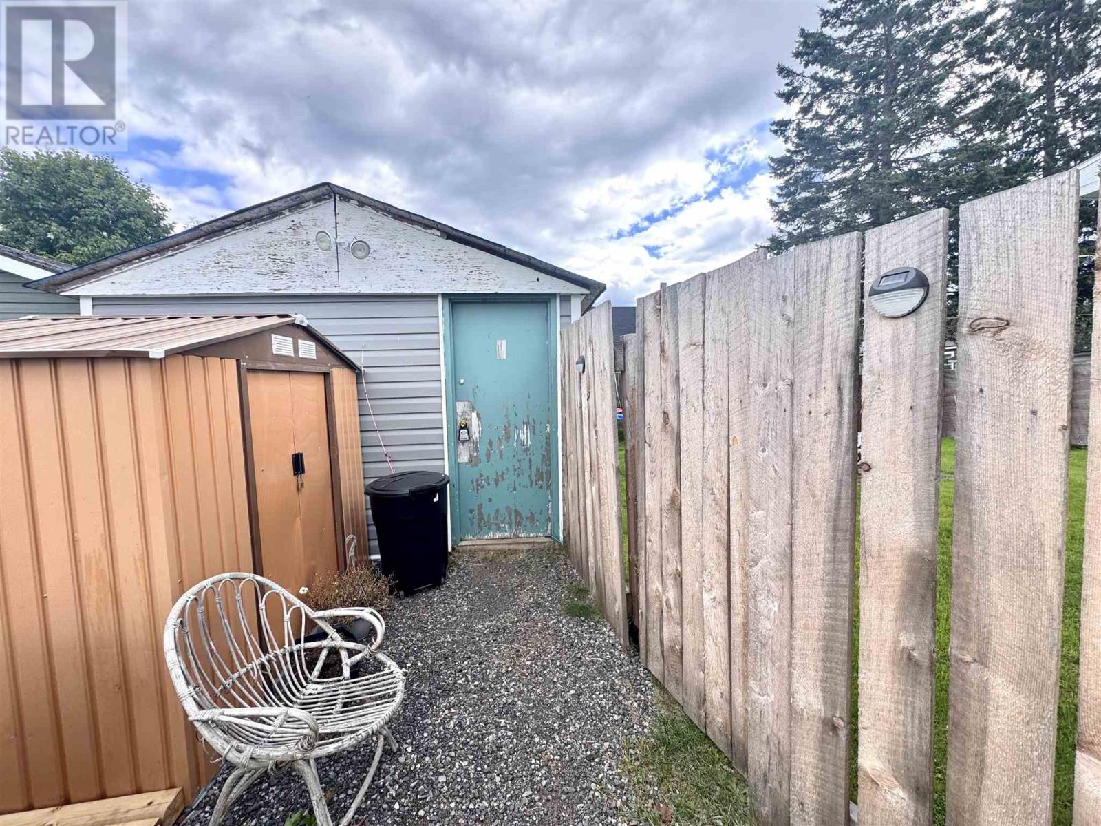 17 Third AVE - Image 12