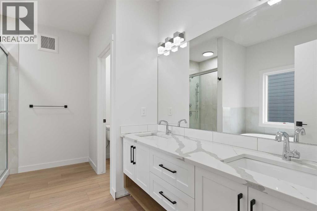 425 Montrose Green Southeast - Photo 17