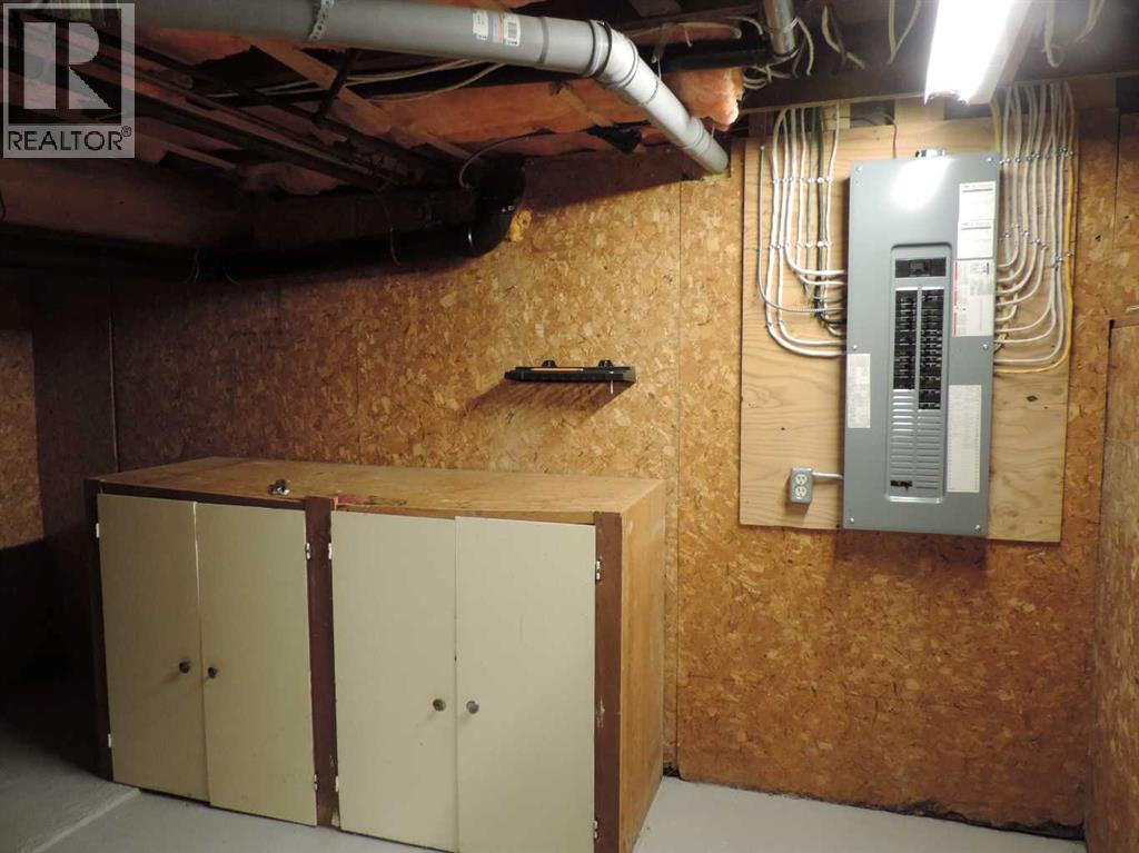 208 Patricia Street - Photo 9