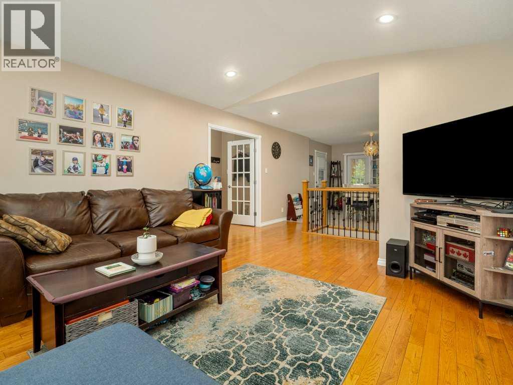 11602 19 Avenue - Photo 17