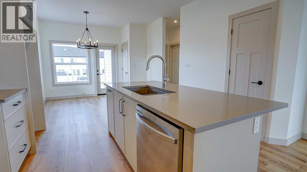 19 Ian Way - Photo 10