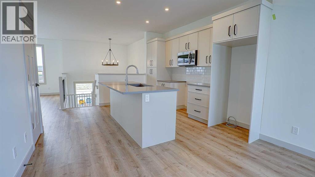 19 Ian Way - Photo 6