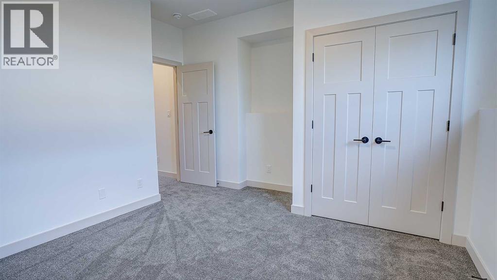 19 Ian Way - Photo 27