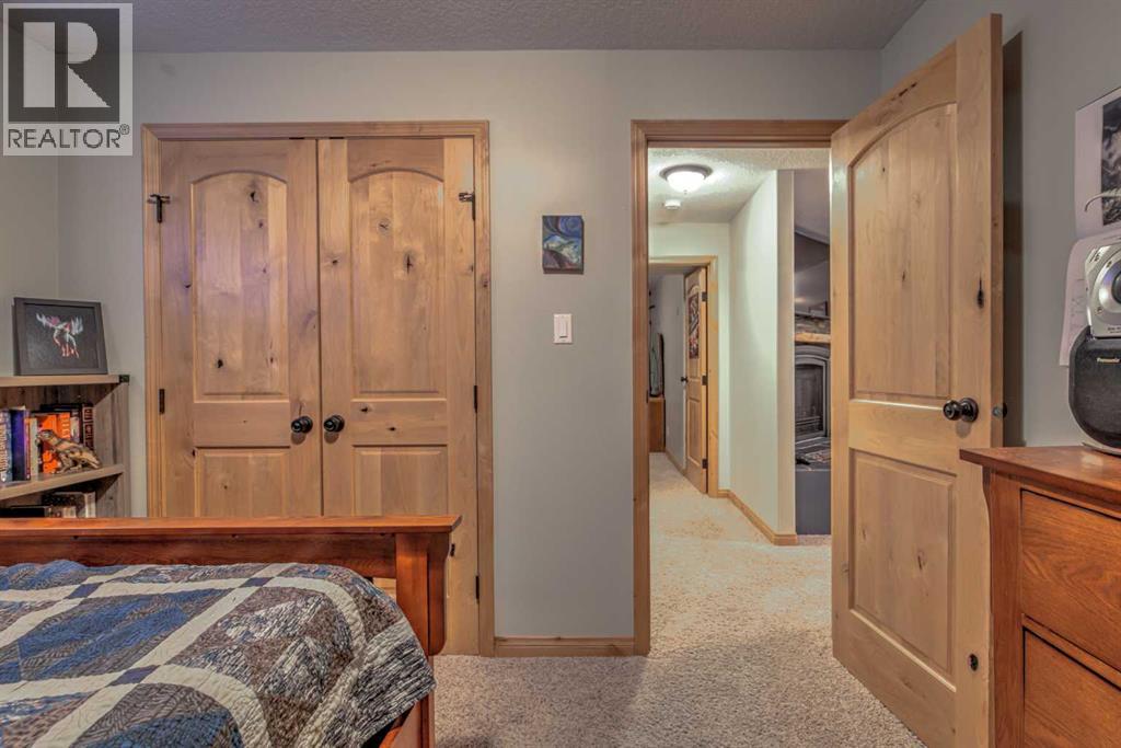 100 Canyoncrest Point W - 34