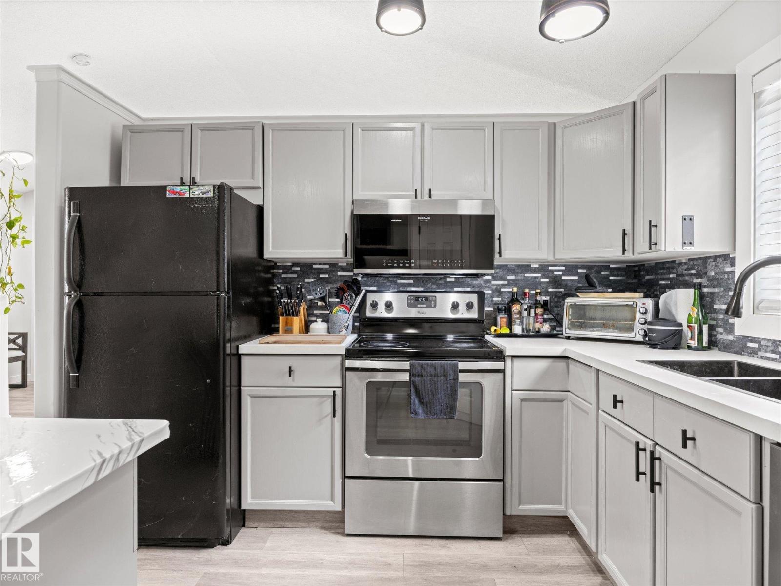 2916 31 Street NW - Photo 17