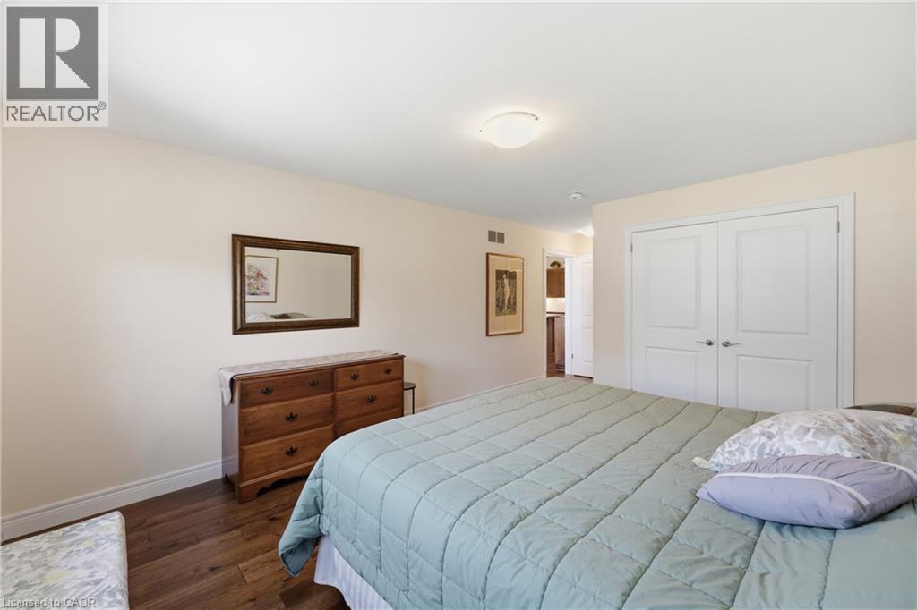 23 RICHARD Crescent - 19