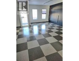 9815 94 Avenue, Peace River, AB T8S1S4 Photo 9