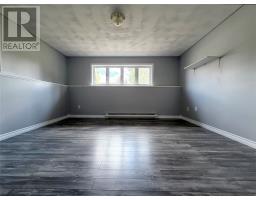 7 Castlewood Drive thumbnail 12