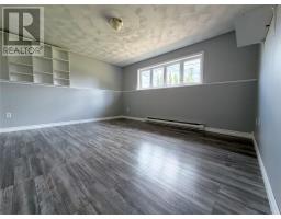 7 Castlewood Drive thumbnail 13