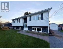 7 Castlewood Drive thumbnail 20