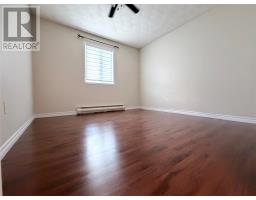 7 Castlewood Drive thumbnail 7