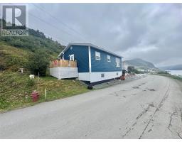 77 Main North Road thumbnail 4