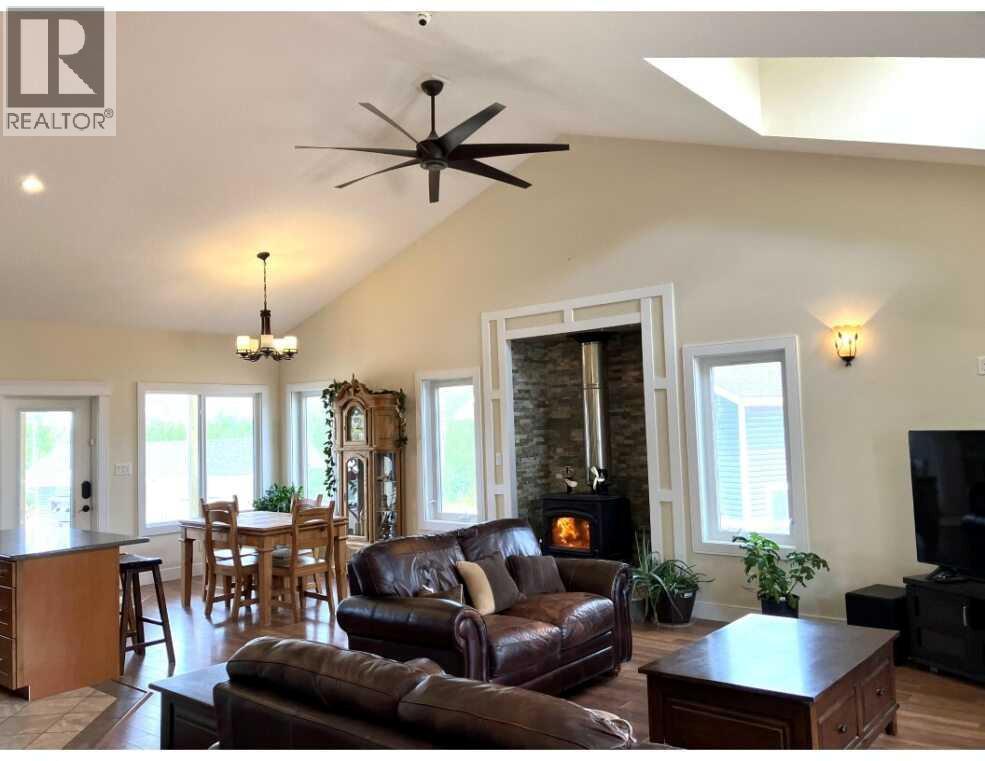 835042 Range Road 233 - Photo 13