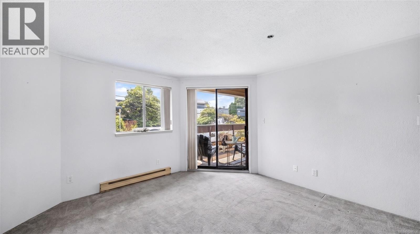 #201 1560 Hillside Ave - 8