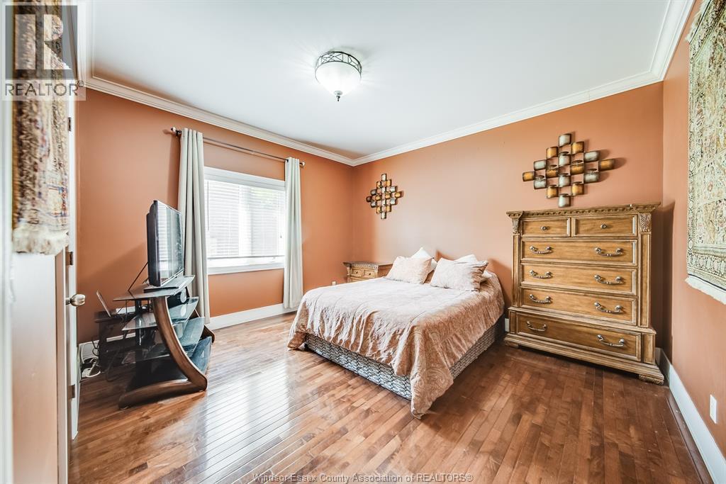 2990 NORMANDY STREET - Image 24