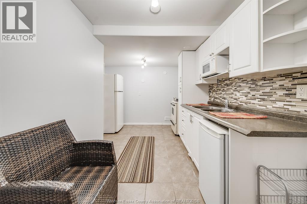 2990 NORMANDY STREET - Image 41